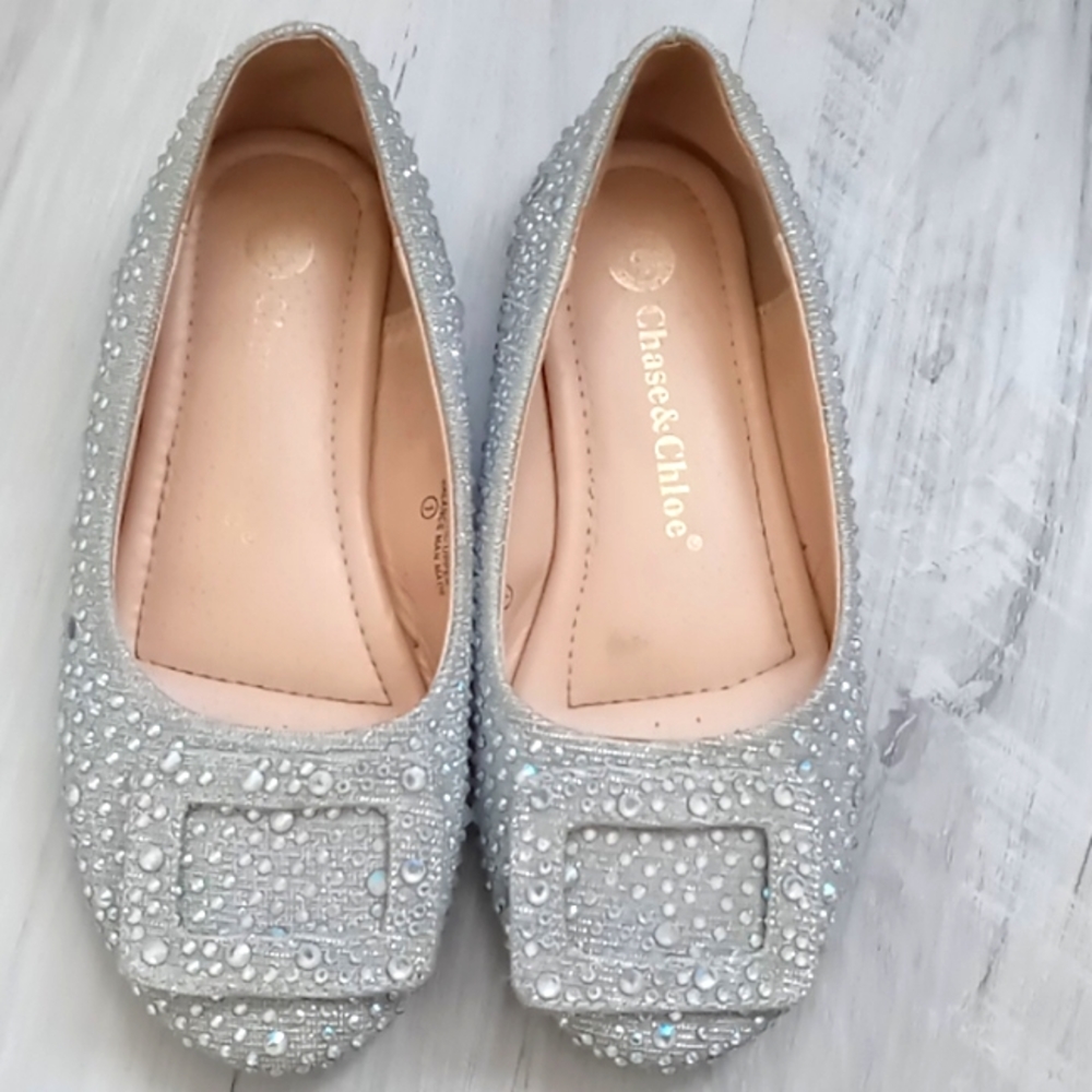 Chase and Chloe Kids Rhinestones Shoes.Size 1